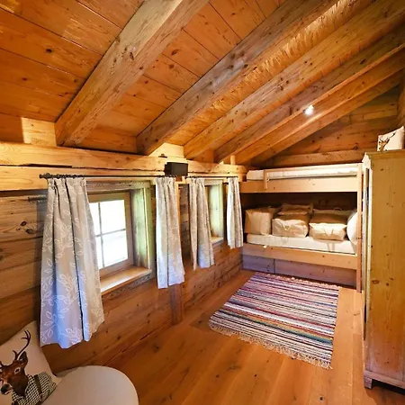 4br Chalet With Mountain Panorama Villa